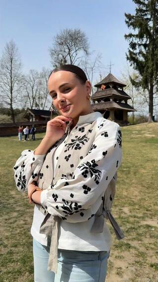 наш теплий день у шевченківському гаю 🥹 

дівчата з’їхалися до Львова з різних куточків: від Волині 