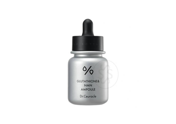 Освітлювальна антивікова сироватка з глутатіоном та NMN DR. CEURACLE Glutathione & NMN Ampoule 30 мл