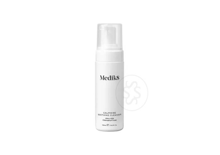 Ніжна пінка для очищення чутливої шкіри MEDIK8 Calmwise Soothing Cleanser 150 мл