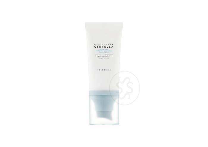 Легка сонцезахисна крем-сироватка для обличчя SKIN1004 Madagascar Centella Hyalu-Cica Water-Fit Sun Serum SPF50+ PA++++ 50 мл