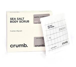 Сольовий скраб для тіла з AHA-кислотами CRUMB Santal & Cardamon 5 саше х 60 г