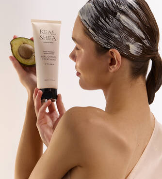 Живильна маска для волосся з маслом ши RATED GREEN Real Shea Cold Pressed Shea Butter Real Change Treatment 240 мл - Фото №2