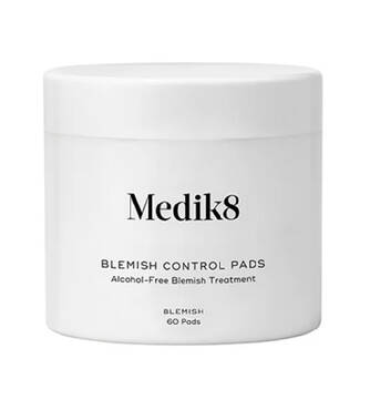 Відлущуючі подушечки для проблемної шкіри MEDIK8 Blemish Control Pads 60 шт - Фото №1